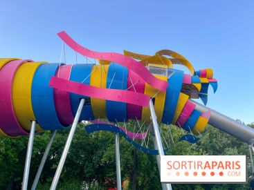 Le Jardin du Dragon, l'aire de jeux colorée au parc de la Villette