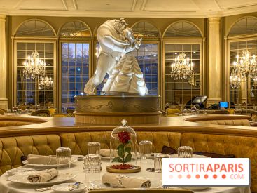 Disneyland Hotel à Disneyland Paris la table de Lumière