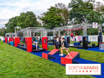 La Fan zone de Saint-Quentin en Yveli!nes, soirée Ofenbach et drones