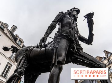 Le Centaure de César à Paris et sa statue de la Liberté miniature