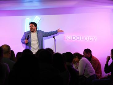 Kidology Comedy Club et Restaurant
