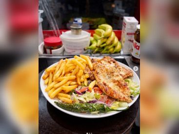 Chouchou Paris : Le temple de la grillade au feu, du kebab et de la crêpe XXL débarque à Strasbourg-Saint-Denis