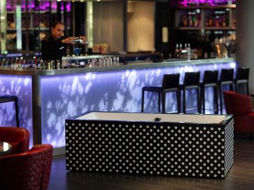 Bath Bar à l'Hôtel Renaissance Paris Arc de Triomphe