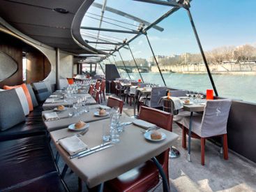 Déjeuner de la Fête des Mères 2017 sur un Bateau Mouche
