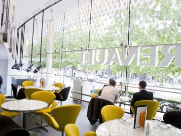 Atelier Renault, Exposition, Restaurant, Bar, Lounge, Voitures électriques