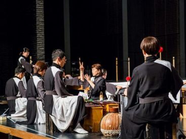Révélation Red in blue trilogie au Théâtre de la Colline 