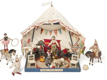 Parade, l'exposition aux Arts Décoratifs