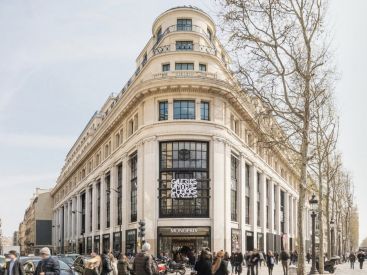 Les Galeries Lafayette Champs-Elysées misent sur la couleur avec leurs nouveaux pop-up !