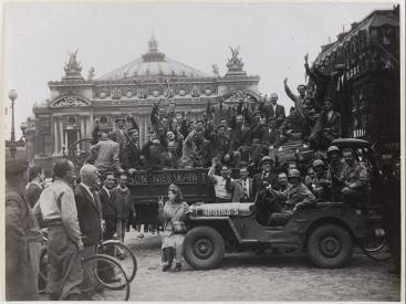 Paris libéré, Paris photographié au Musée Carnavalet