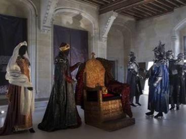 Armures, hennins et crinolines au Château de Pierrefonds