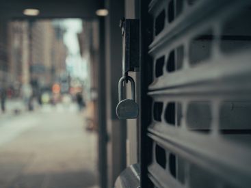 Manifestations à Paris : les commerces sur le parcours obligés de fermer 