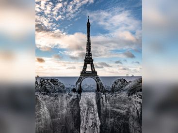 JR transforme Paris et la Tour Eiffel avec une anamorphose à Trocadéro