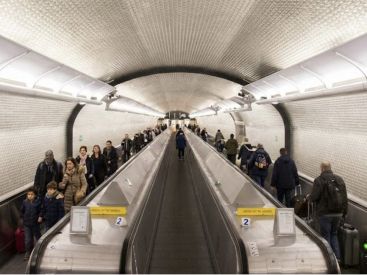 Le tapis roulant de Châtelet à Paris en arrêt pour 6 mois encore !