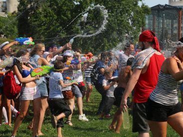 Le Water Fight, la bataille d'eau géante à Paris