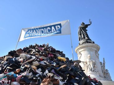 Pyramide de chaussures 2017 à Paris, changement de date !