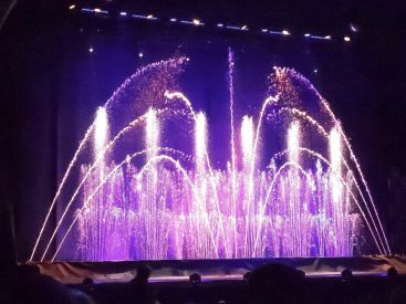 Coco et la Féerie des Eaux au Grand Rex pour Noël 2017