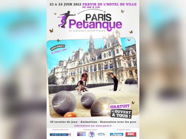 Pétanque sur le Parvis de l'Hôtel de Ville de Paris