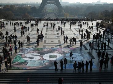 Chanter pour SOS Village d'Enfants au Trocadéro