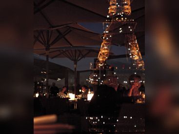 Réveillon de Noël aux Ombre sur le toit du Musée du Quai Branly