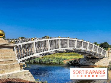 Pont aux Boules d'or de Jean-Michel Othoniel au Domaine de Méréville