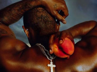 Super Bowl : Usher a enflammé le show de la mi-temps en célébrant 30 ans de carrière 