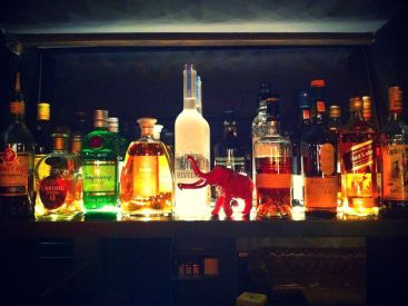 Le Mammouth Bar : club & cocktail bar à Paris 