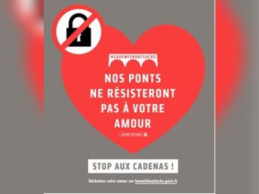 Ponts de Paris : des selfies pour chasser les cadenas 