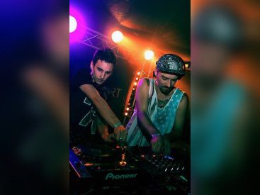 Distortion invite Heavy Artillery Recordings au Batofar