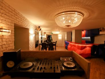 L’Hôtel des Artistes : le bar à cocktail caché signé L’Atelier des Artistes