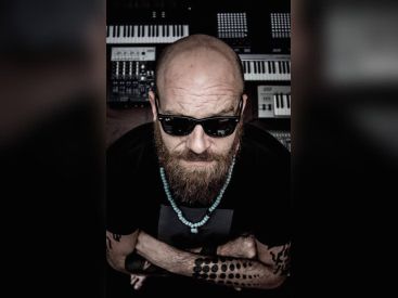 The Freakshow au Batofar avec Bohn