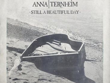 Anna Ternheim en concert au Café de La Danse à Paris en 2016