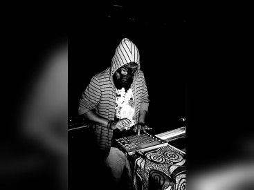 Noble Silence #3 au Batofar