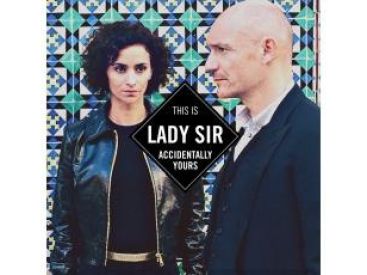 Lady Sir en showcase à la Fnac Des Ternes