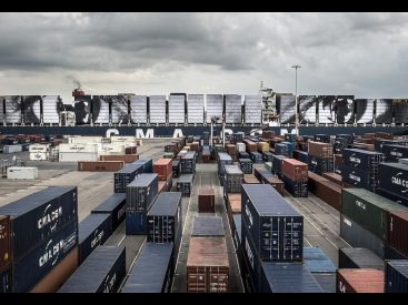 Exposition "Momentum, la mécanique de l'épreuve" de JR à la Maison Européenne de la Photographie 