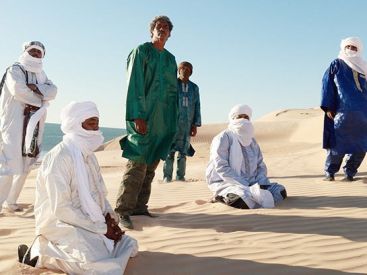 Tinariwen en concert au Casino de Paris en octobre 2019 