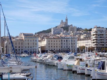 Coronavirus: Marseille, Saint-Tropez... ces villes où le port du masque est obligatoire à l'extérieur