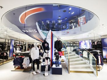 PSG : ouverture d'une nouvelle boutique flagship sur les Champs-Élysées à Paris