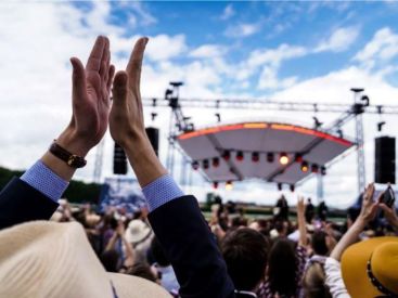 Bon Entendeur en concert à Chantilly pour le Prix de Diane 2022