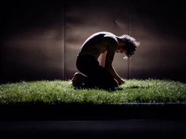 The 1975 en concert au Zénith de Paris en mars 2024