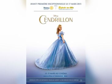 Espoir en tête fête son anniversaire avec Cendrillon 
