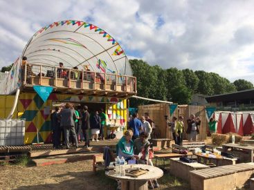 Croisière pique-nique en famille sur le canal de l'Ourq