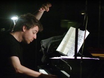 Dans l'atelier de John Cage, le concert au musée du Louvre