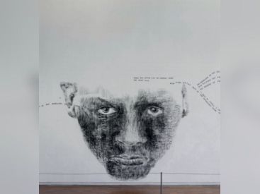 Performance de Nalini Malani au sein de son expo au Centre Pompidou