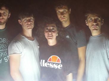 Méduse, nouveau spectacle des Bâtards Dorés au 104