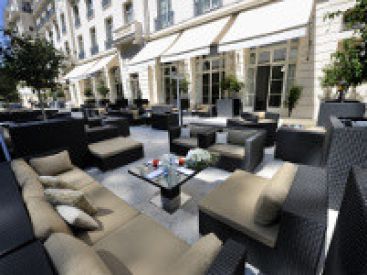 Le Garden bar Lounge