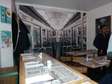 La Station Damrémont, le resto aux airs de station de métro