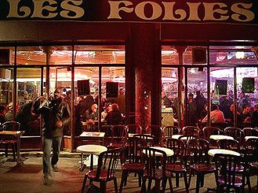 Aux Folies, le bar incontournable de Belleville