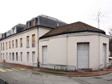 En Seine-Saint-Denis, cette ancienne ferme a été la résidence du fondateur du prix Nobel avant de devenir une mairie