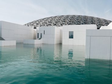 Nouvel An 2022 : David Guetta en concert livestream depuis le Musée du Louvre d'Abu Dhabi !