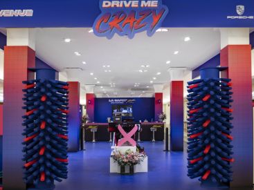 Drive me Crazy : une station service pop et colorée avec des animations gratuites au Bon Marché